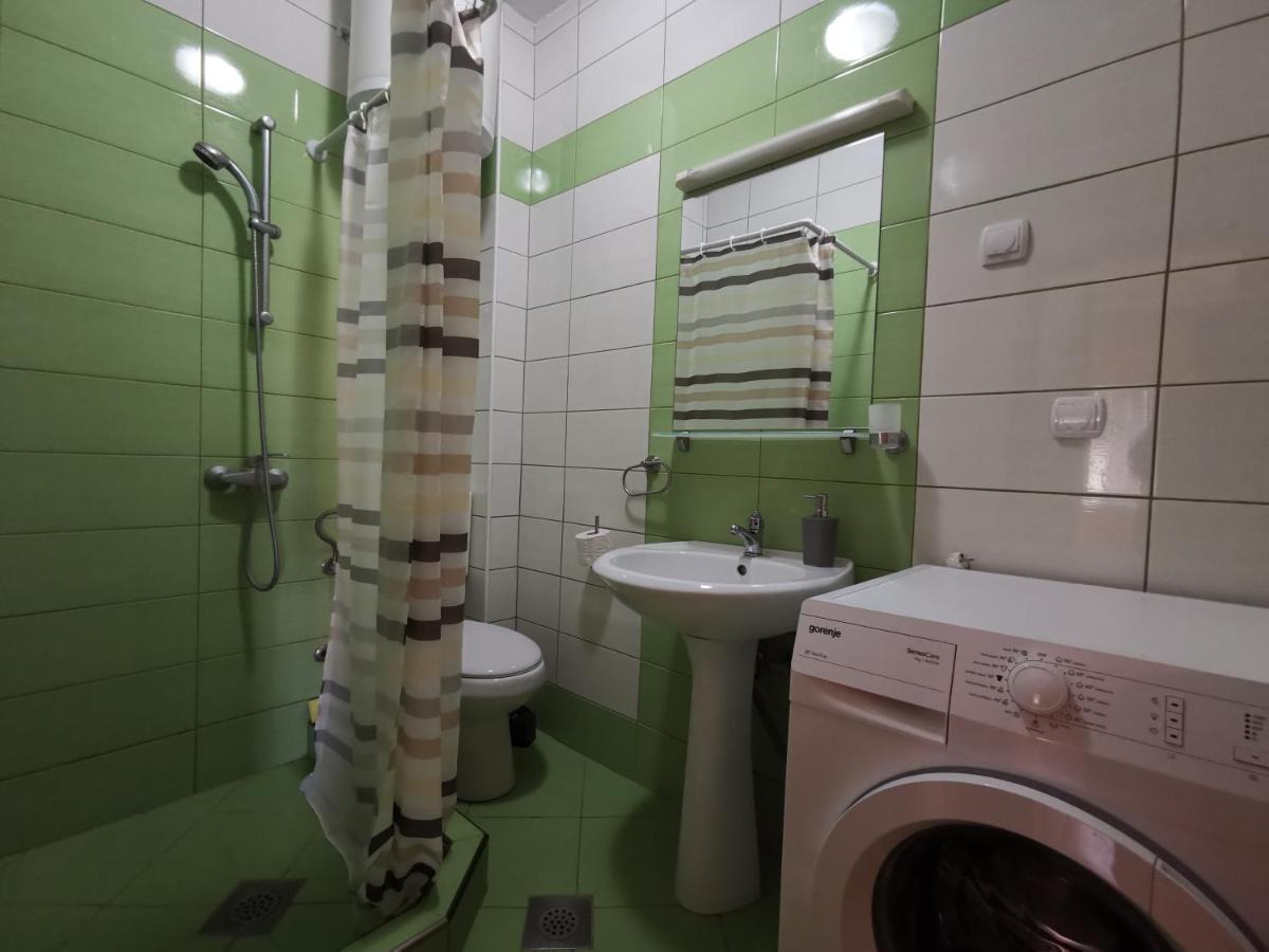 Apartments Montenegrina Улцин Екстериор снимка