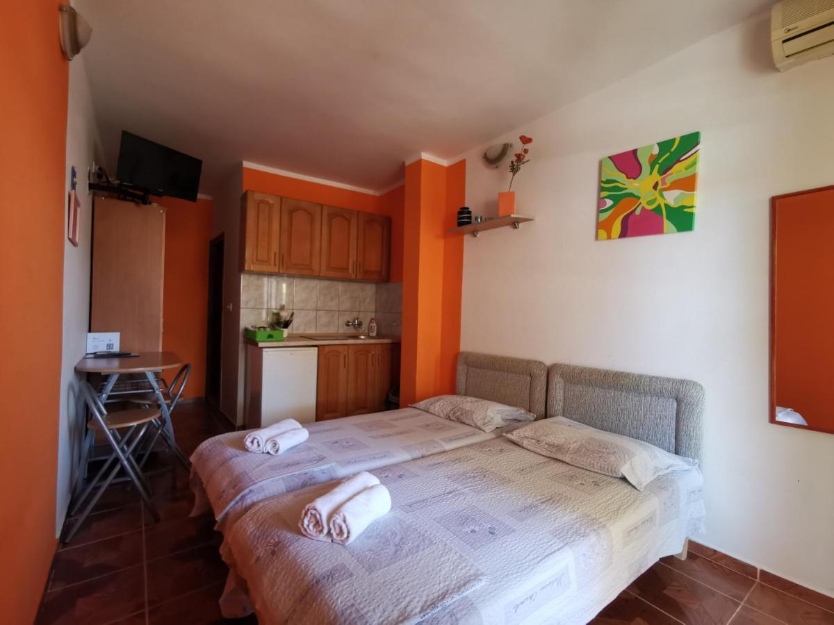 Apartments Montenegrina Улцин Екстериор снимка