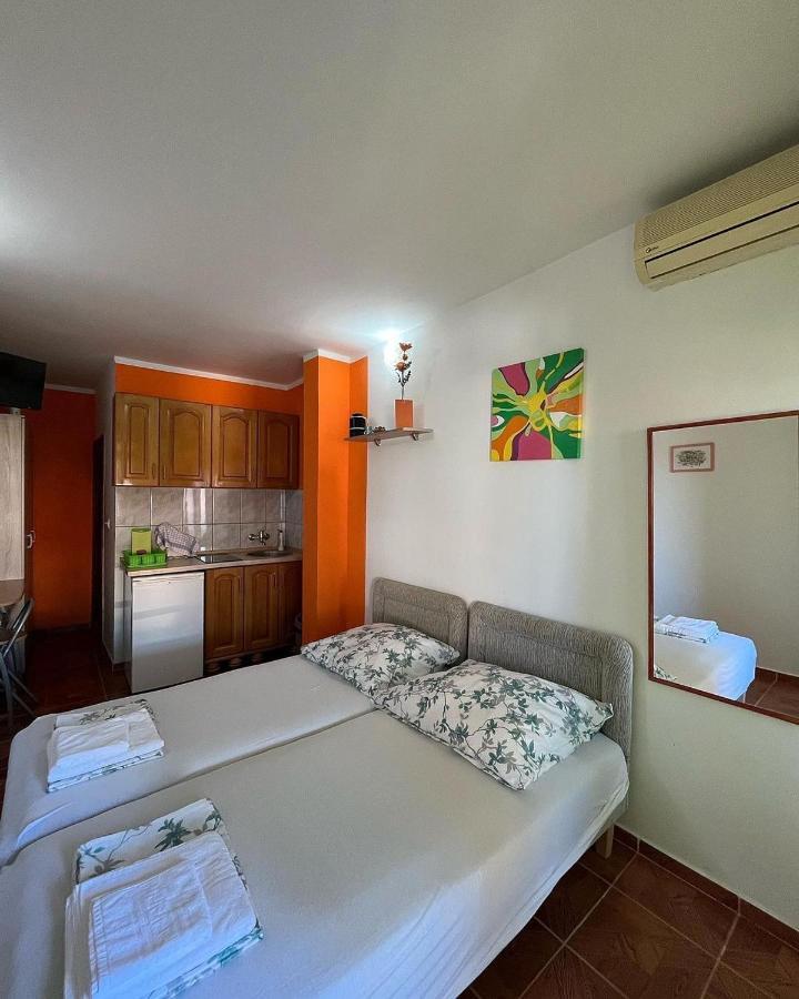 Apartments Montenegrina Улцин Екстериор снимка
